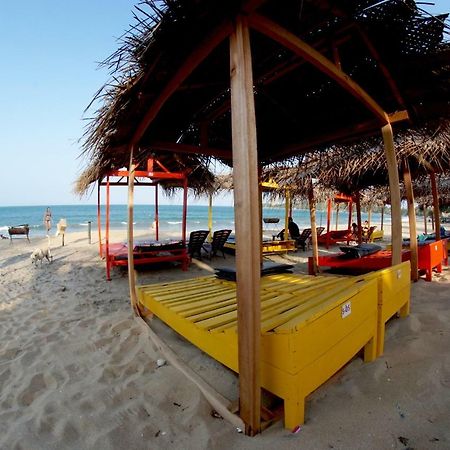 Feel The Waves Hotel อารูกัมเบย์ ภายนอก รูปภาพ