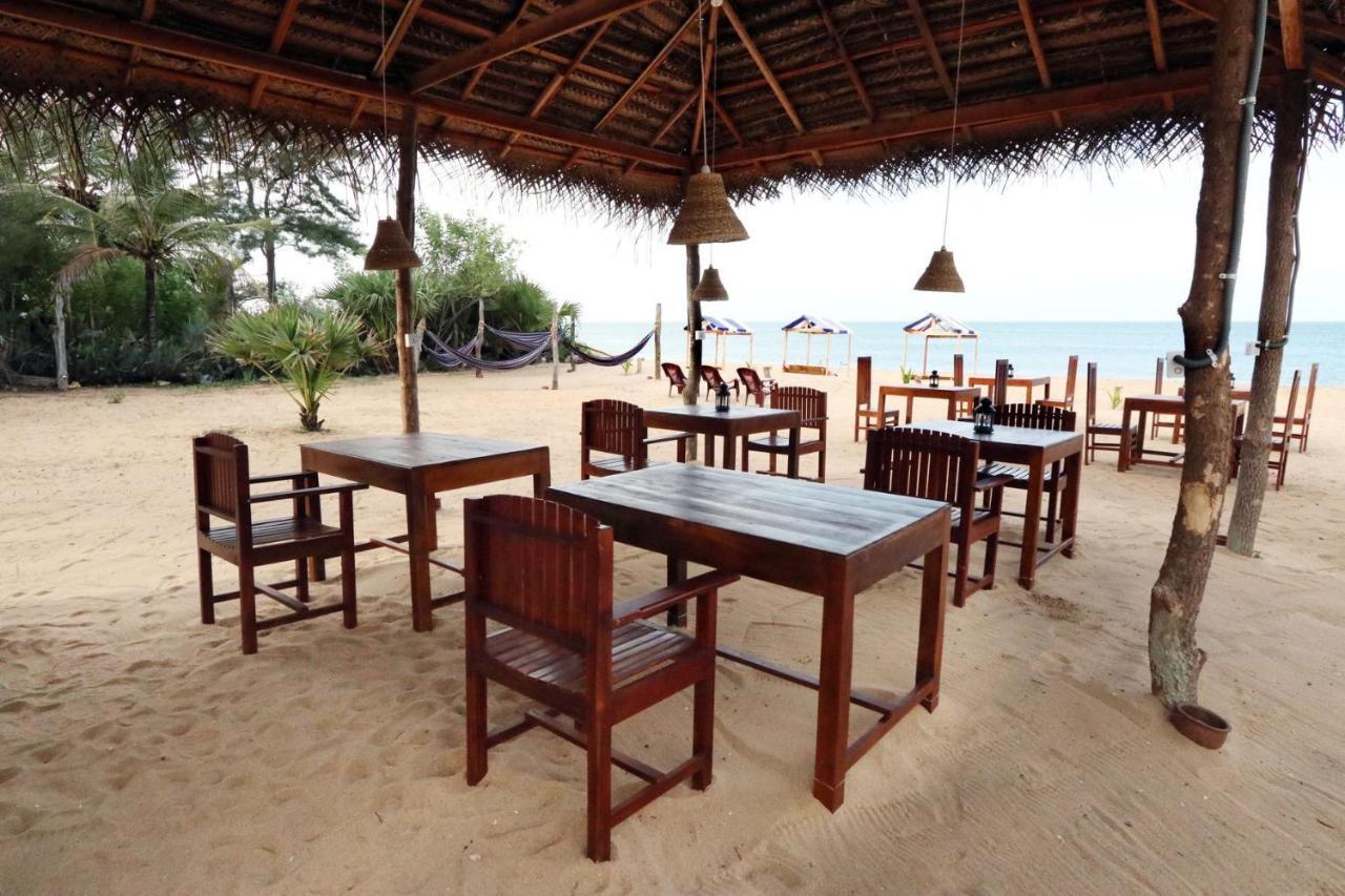 Feel The Waves Hotel อารูกัมเบย์ ภายนอก รูปภาพ